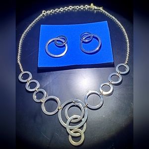 *NWOT* AVON - Sterling Silver Interwined Circle Link Necklace with Earrings